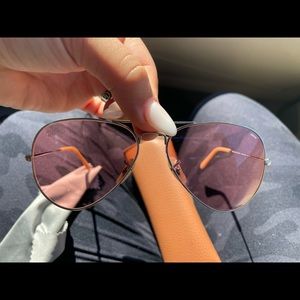AUTHENTIC aviator sunglasses.